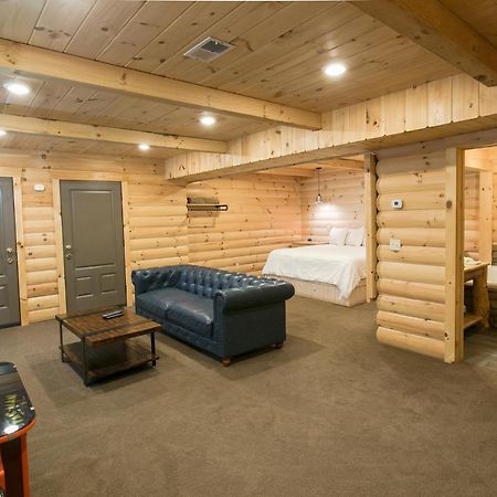 Hummingbird Haven Cabin By Amish Country Lodging Berlin Exterior foto